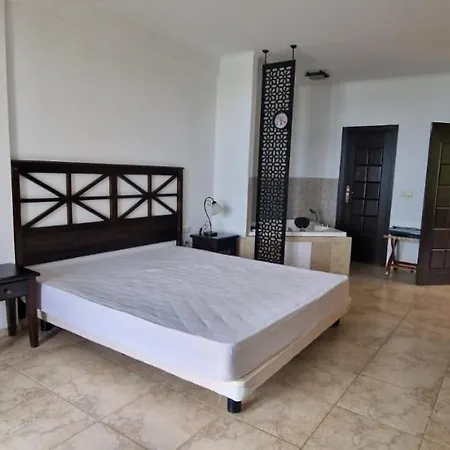 In The Cliff Bay Appartement Obzor