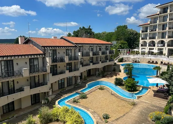 In The Cliff Bay Obzor